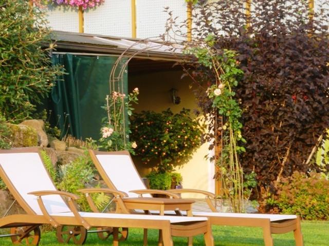Landhotel Talblick Neuweiler エクステリア 写真